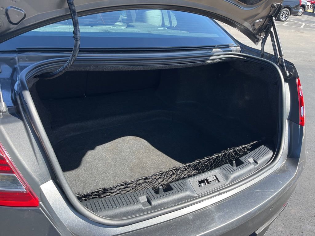 Used 2018 Ford Taurus Limited image 15