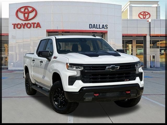 Used 2024 Chevrolet Silverado 1500 LT Trail Boss w/ Protection Package AWD/4WD video 1