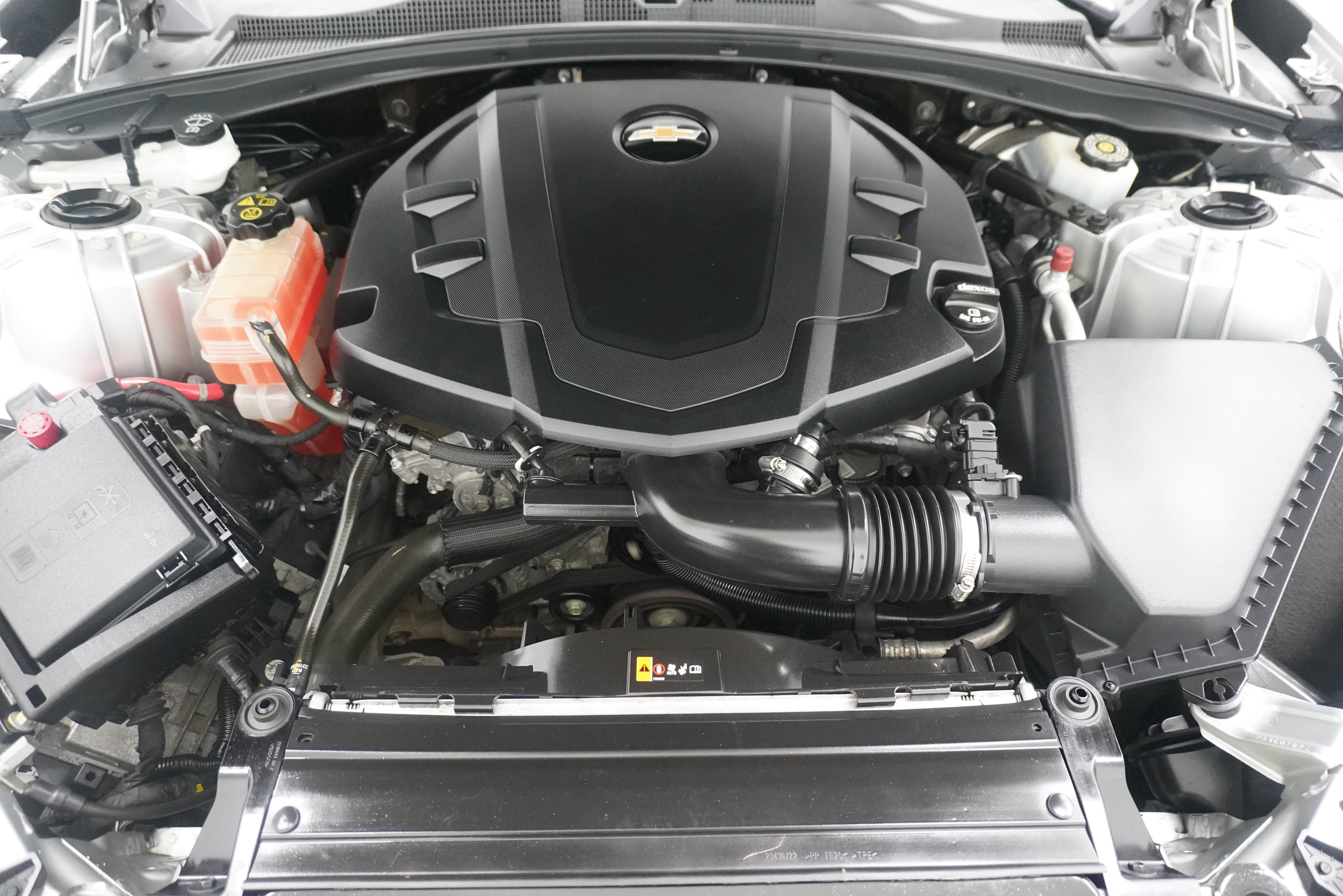 Used 2016 Chevrolet Camaro LT RWD image 34