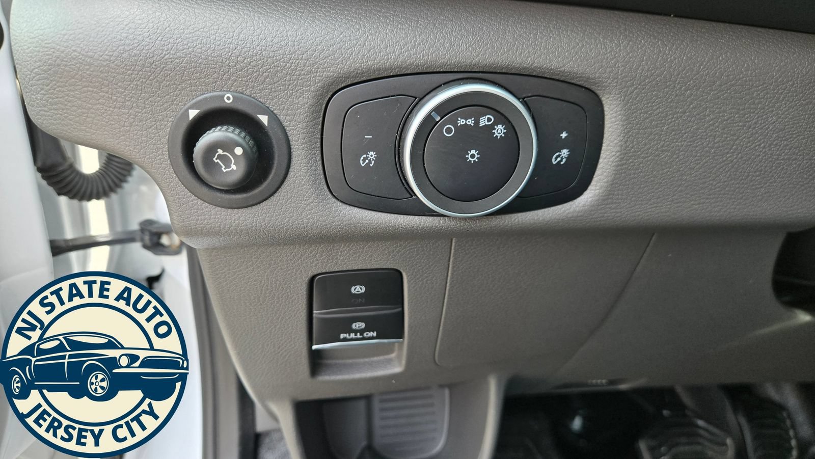 Used 2021 Ford Transit 350 XL RWD image 18