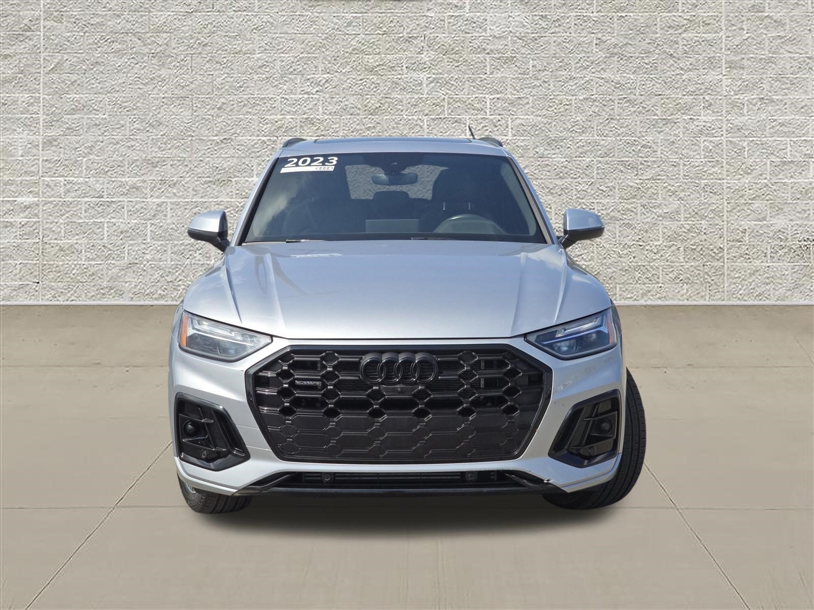 Certified 2024 Audi Q5 e Premium Plus w/ Premium Plus Package AWD/4WD image 2