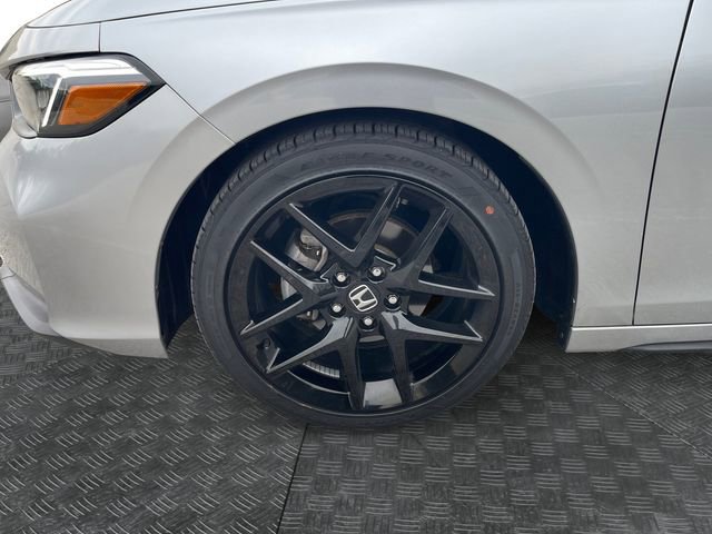 Used 2025 Honda Civic Sport image 14