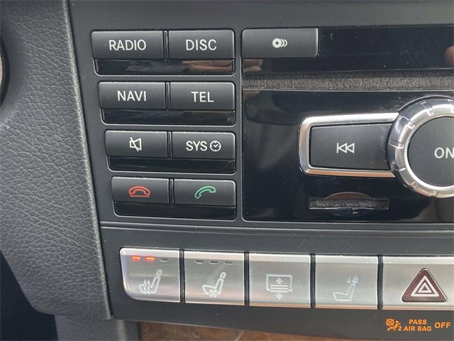 Used 2014 Mercedes-Benz E 350 4MATIC Sedan image 25