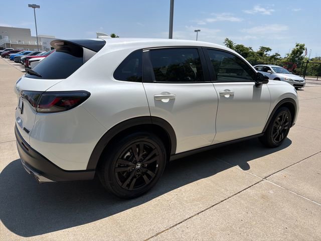 Certified 2026 Honda HR-V Sport image 5