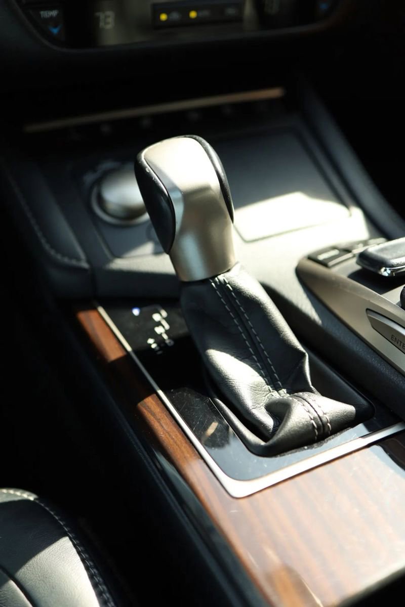 Used 2016 Lexus ES 350 image 26