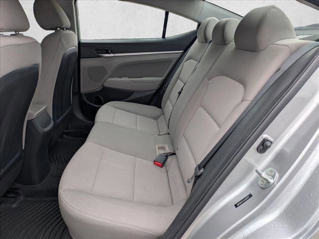 Used 2020 Hyundai Elantra SEL FWD image 17