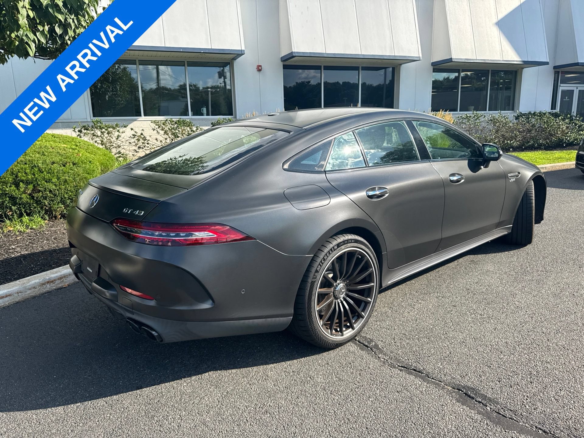 Used 2021 Mercedes-Benz AMG GT 43 image 2
