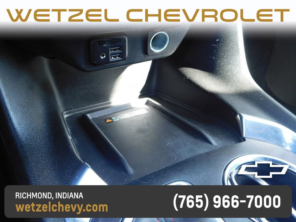 Used 2023 Chevrolet Traverse RS AWD/4WD image 44
