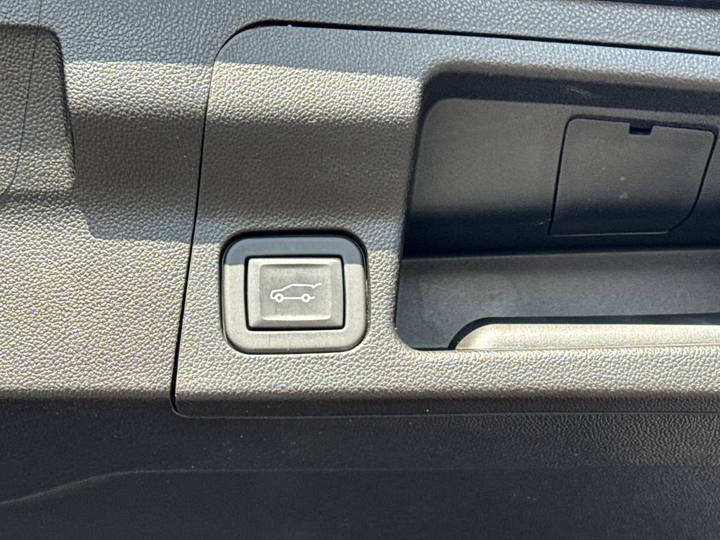 Certified 2023 GMC Acadia Denali w/ Trailering Package image 38