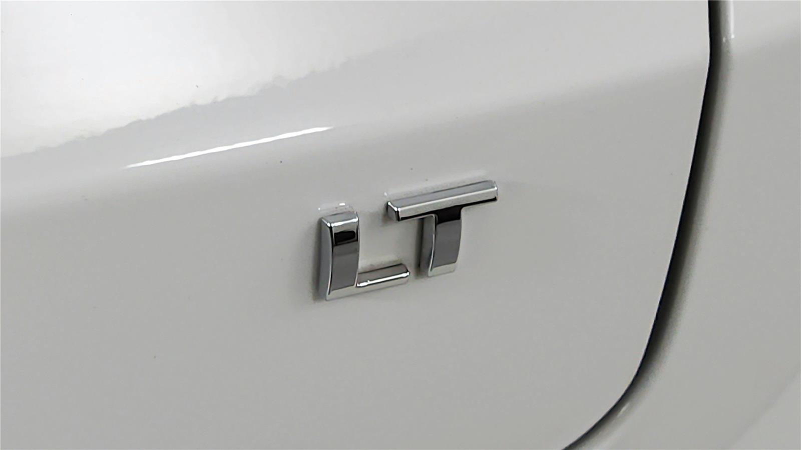 Used 2023 Chevrolet TrailBlazer LT FWD image 23