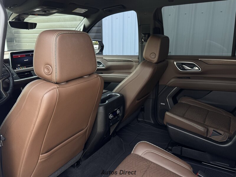 Used 2021 Chevrolet Tahoe High Country RWD image 35
