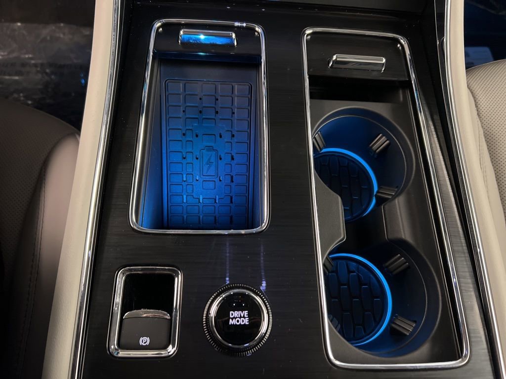 Used 2026 Lincoln Aviator Reserve image 16