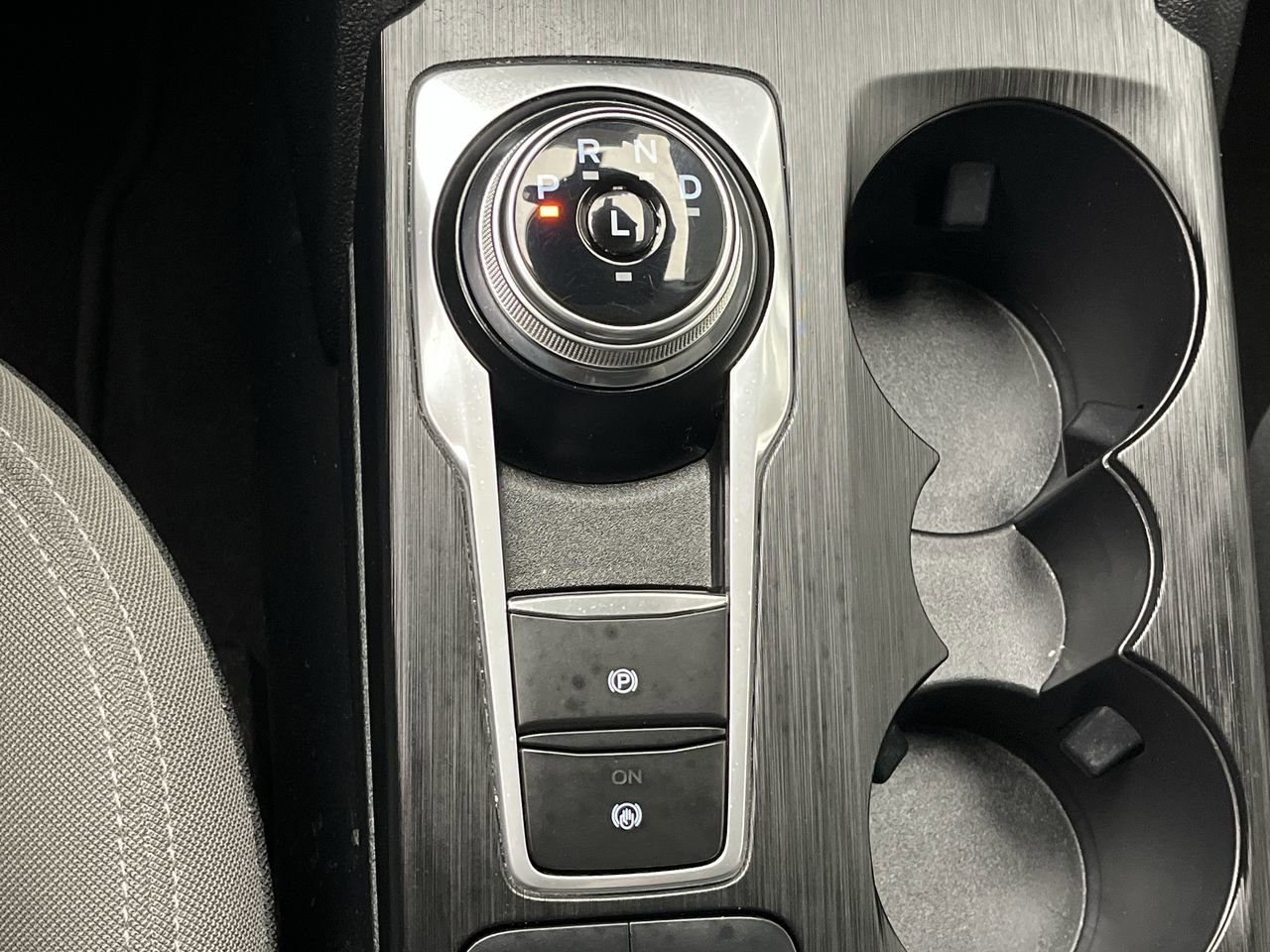 Certified 2021 Ford Escape SE image 21