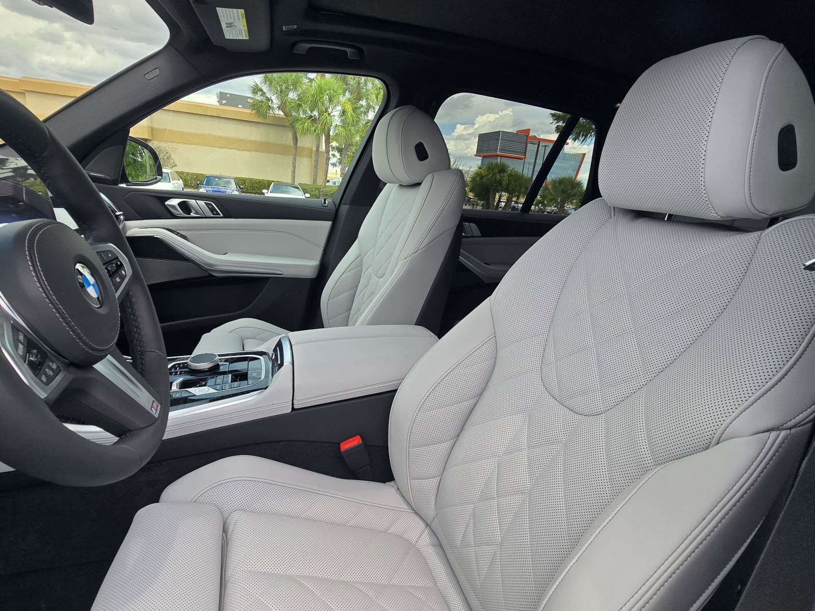 New 2026 BMW X5 sDrive40i w/ M Sport Package RWD image 16