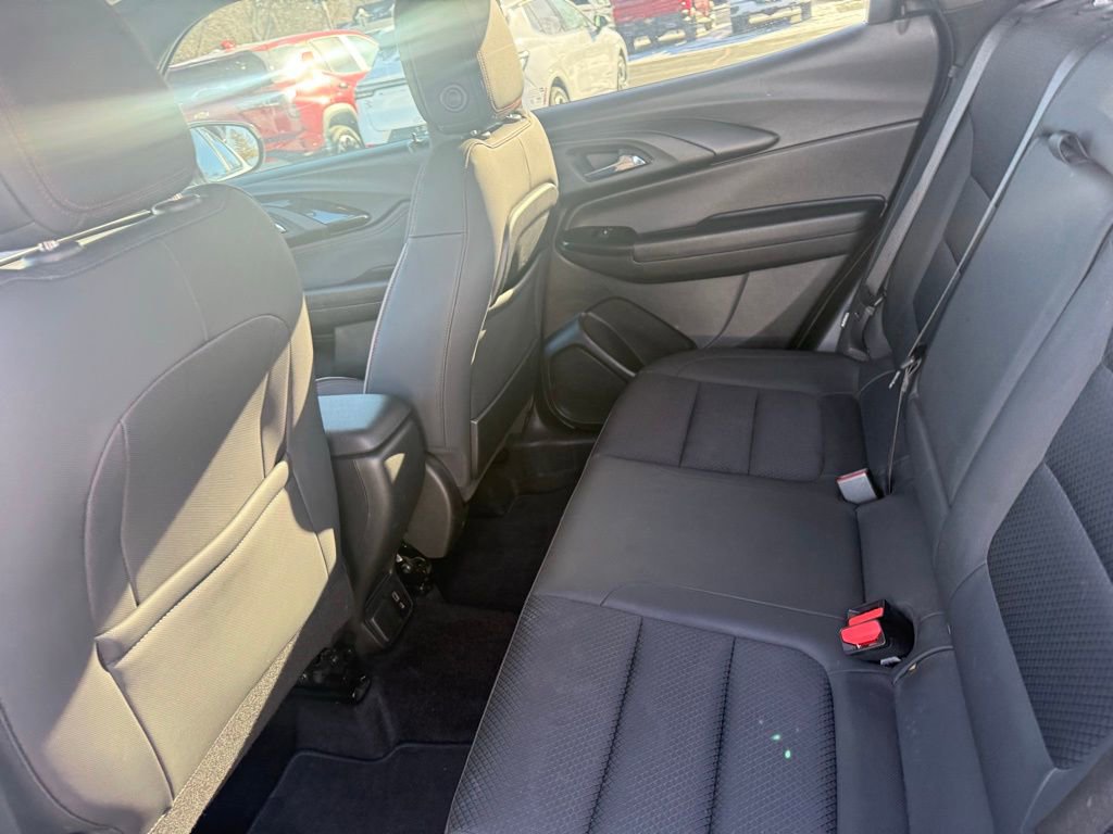 Used 2021 Chevrolet TrailBlazer RS w/ Sun and Liftgate Package image 12