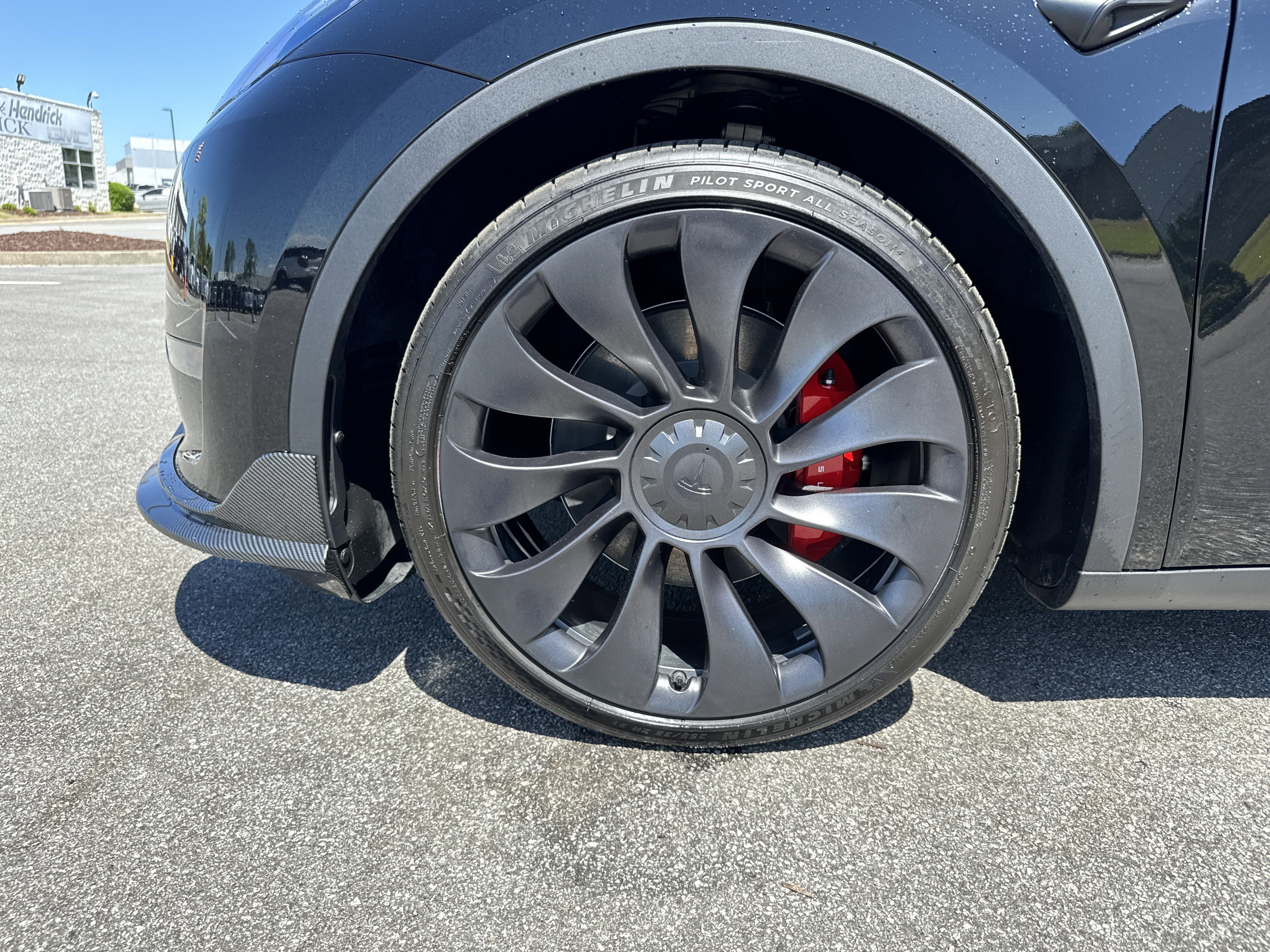 Used 2024 Tesla Model Y Performance AWD/4WD image 12