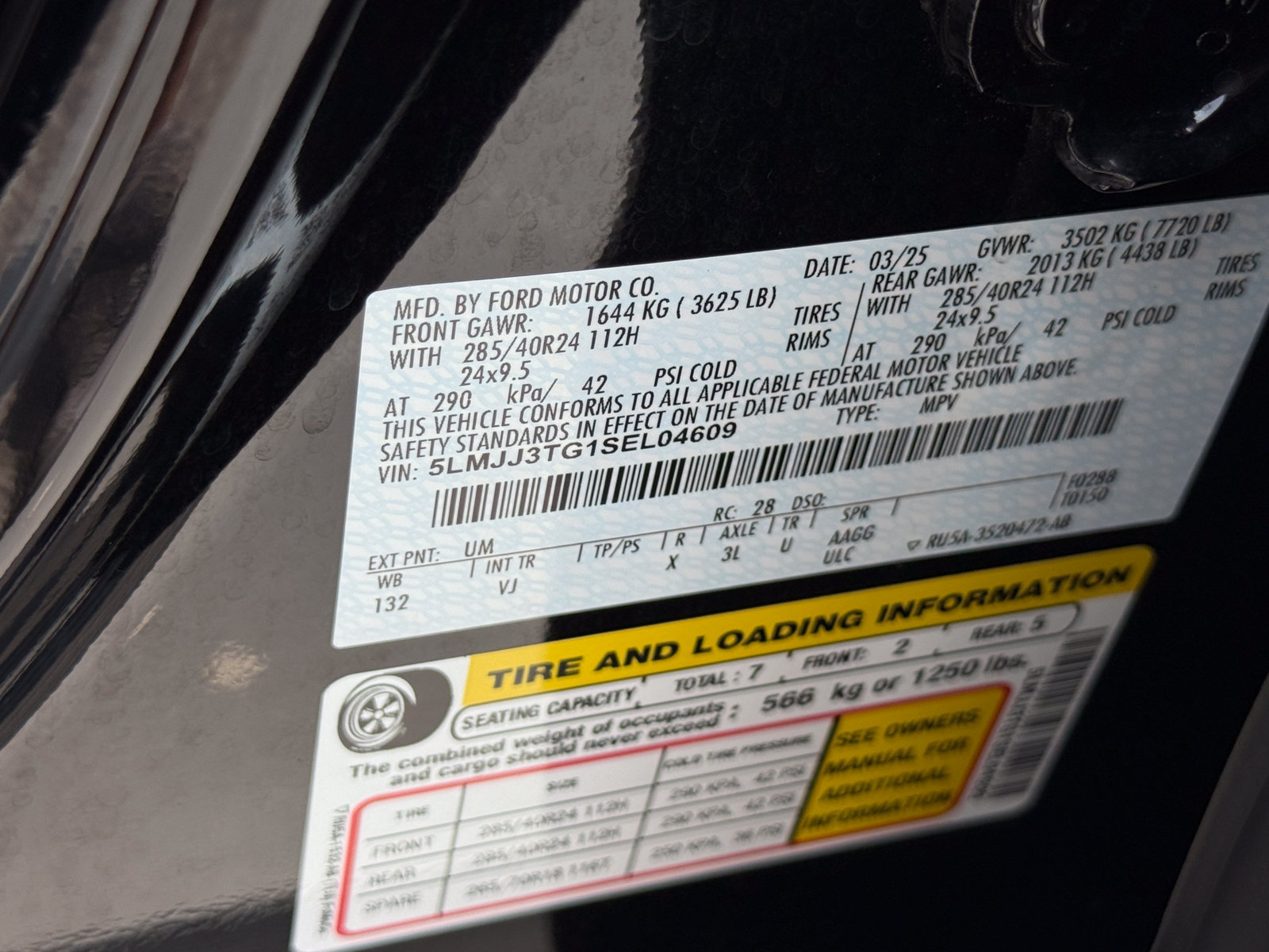 Certified 2025 Lincoln Navigator L Black Label AWD/4WD image 48