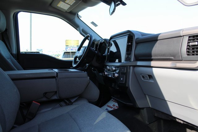 Used 2025 Ford F150 XLT w/ Equipment Group 301A Standard AWD/4WD image 18