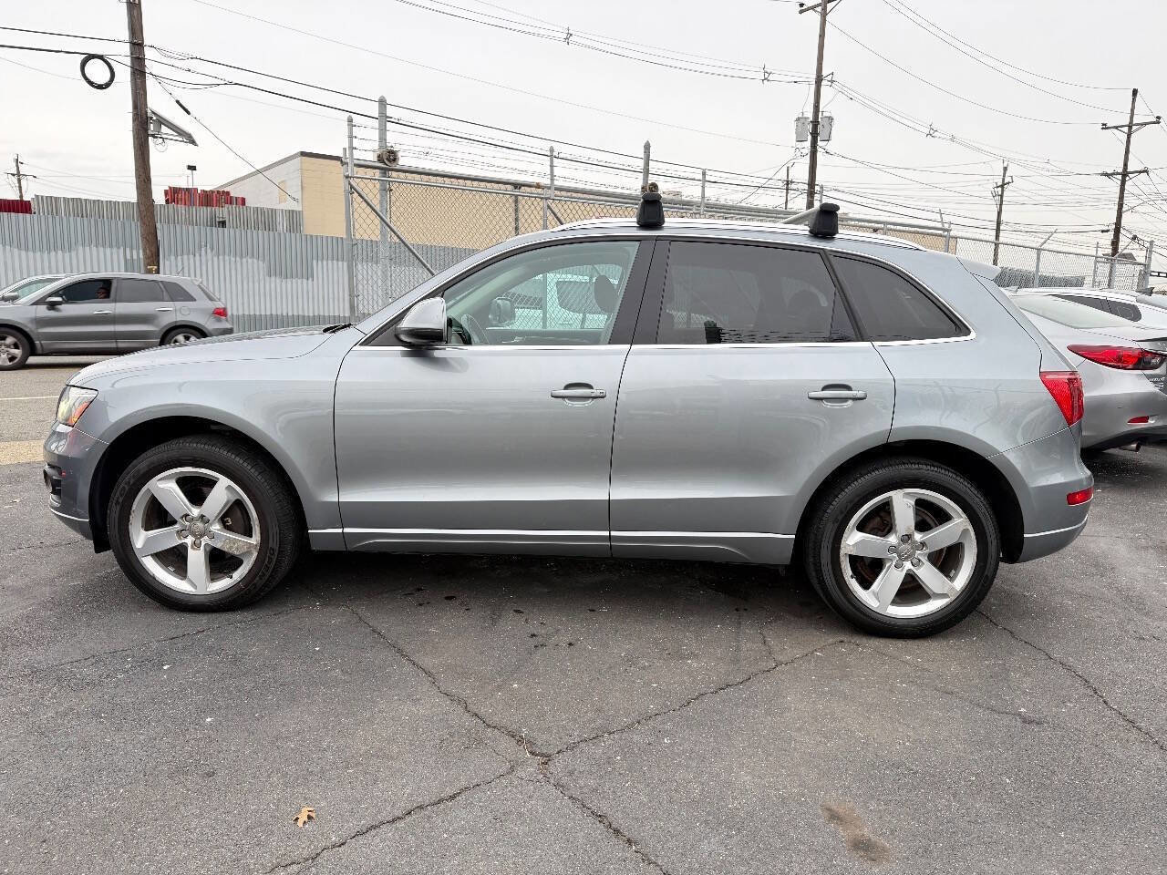 Used 2011 Audi Q5 2.0T Premium Plus image 3