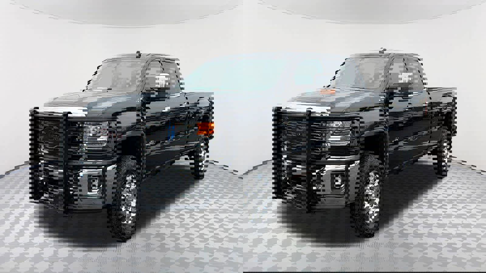 Used 2018 GMC Sierra 2500 SLT image 1