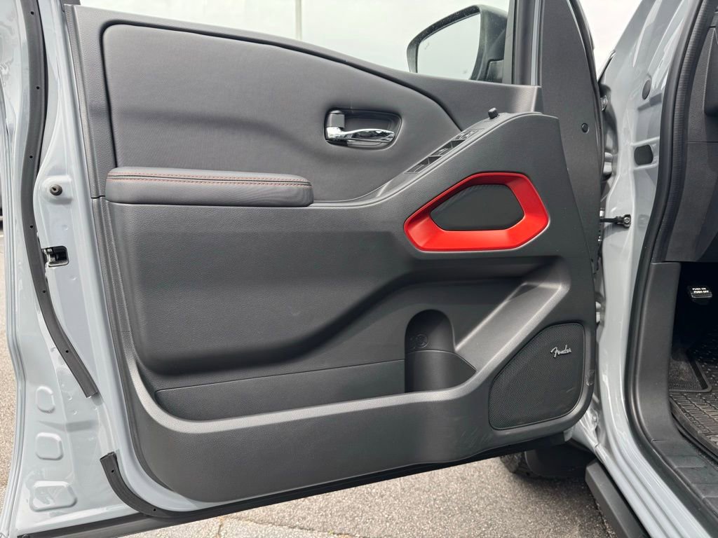 Used 2023 Nissan Frontier Pro-X w/ Pro-X Premium Package image 12