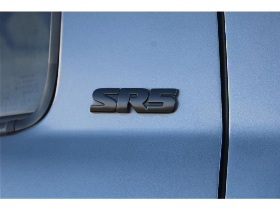 Used 2019 Toyota Tundra SR5 w/ SR5 Upgrade Package image 37