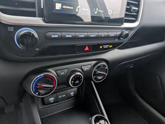 New 2026 Hyundai Venue SE image 22