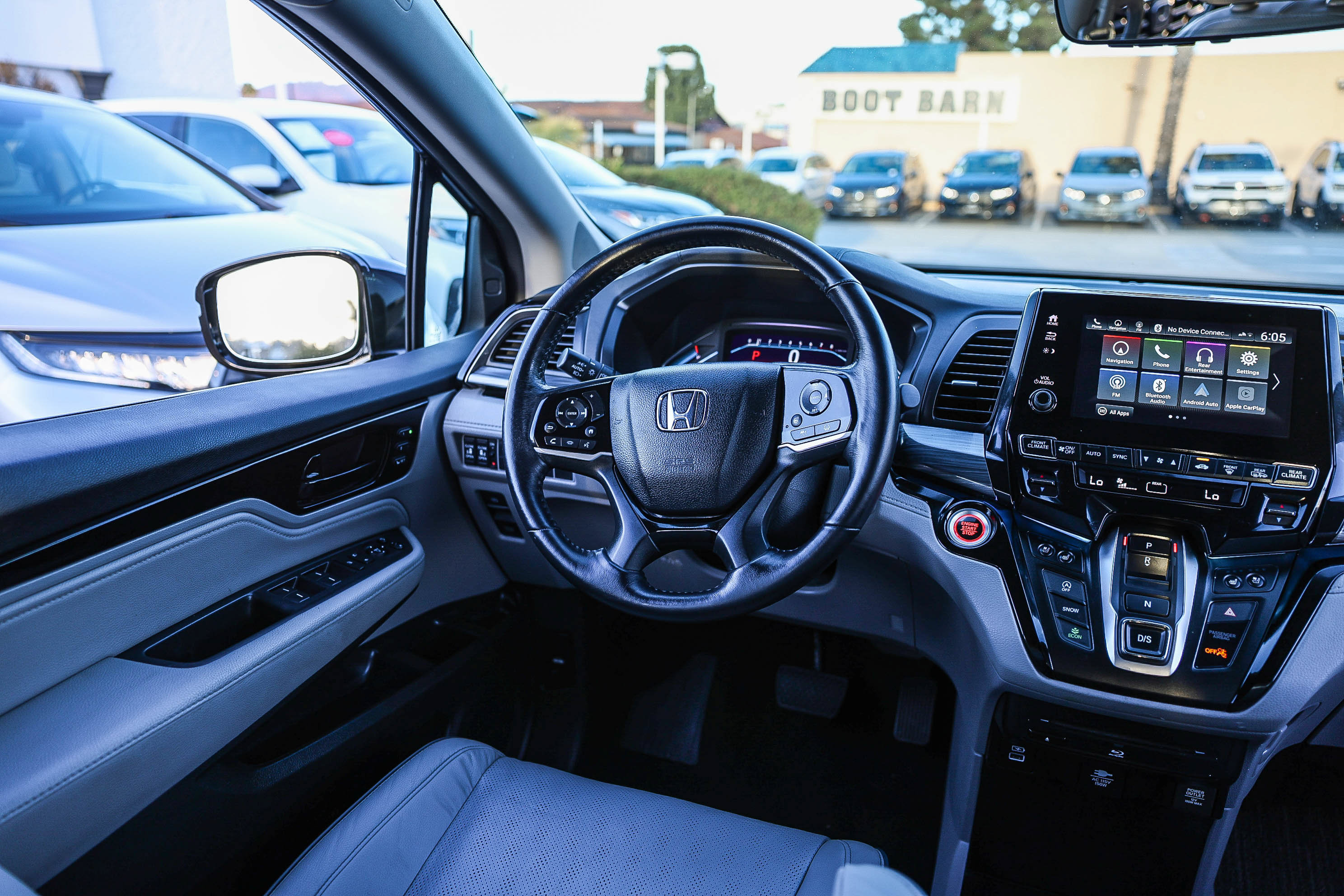 Certified 2023 Honda Odyssey Elite image 4