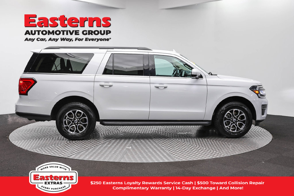 Used 2024 Ford Expedition Max XLT RWD image 5