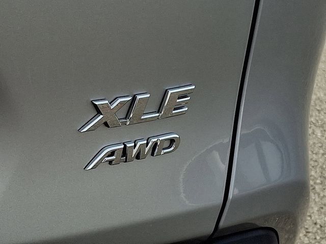 Certified 2023 Toyota RAV4 XLE w/ Convenience Package AWD/4WD image 30