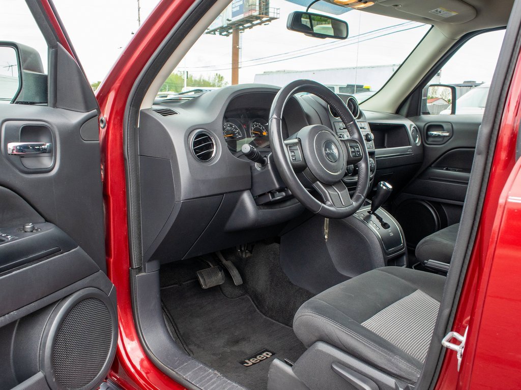 Used 2015 Jeep Patriot Latitude image 24
