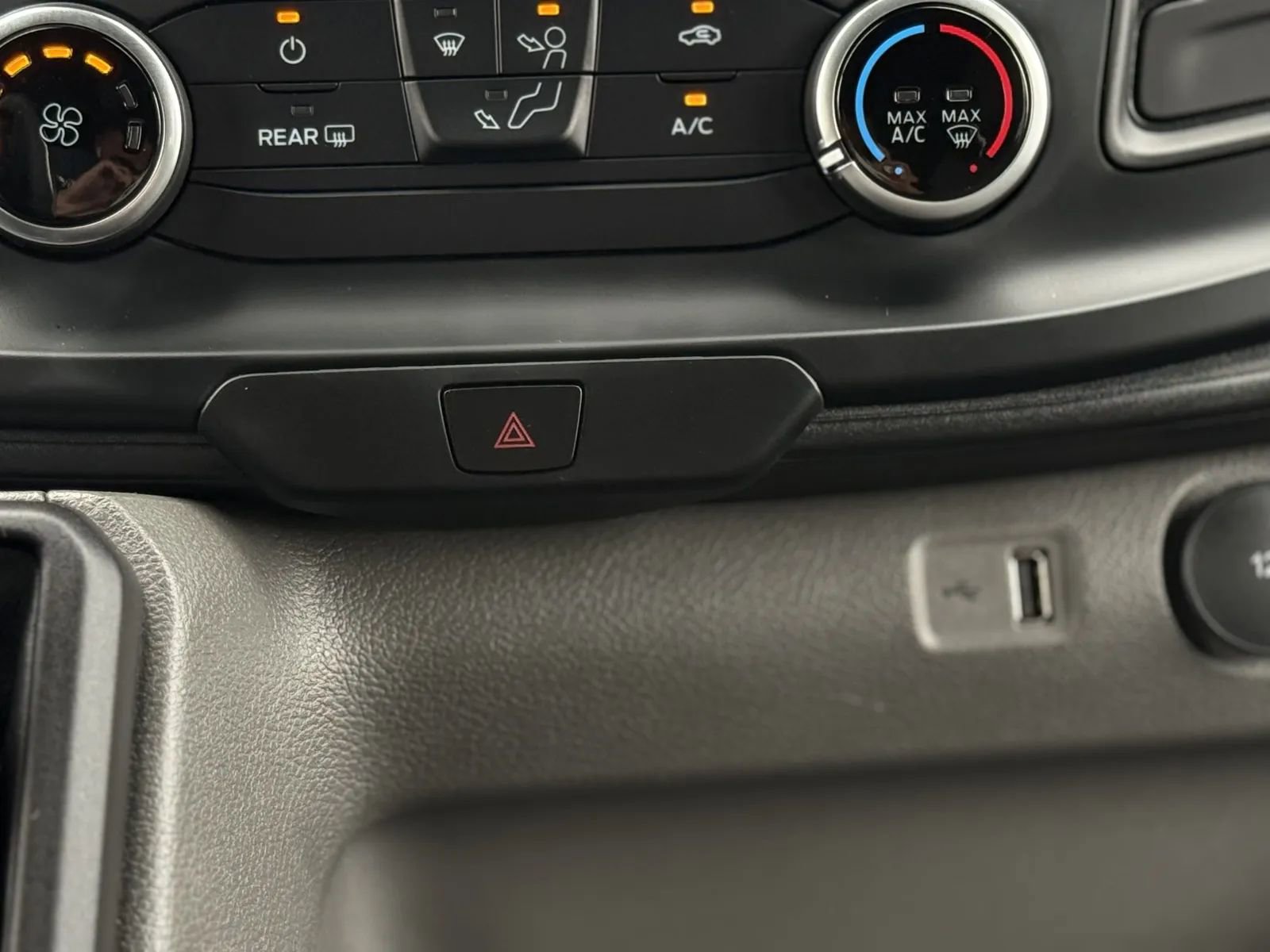 Used 2024 Ford Transit 350 XL image 38