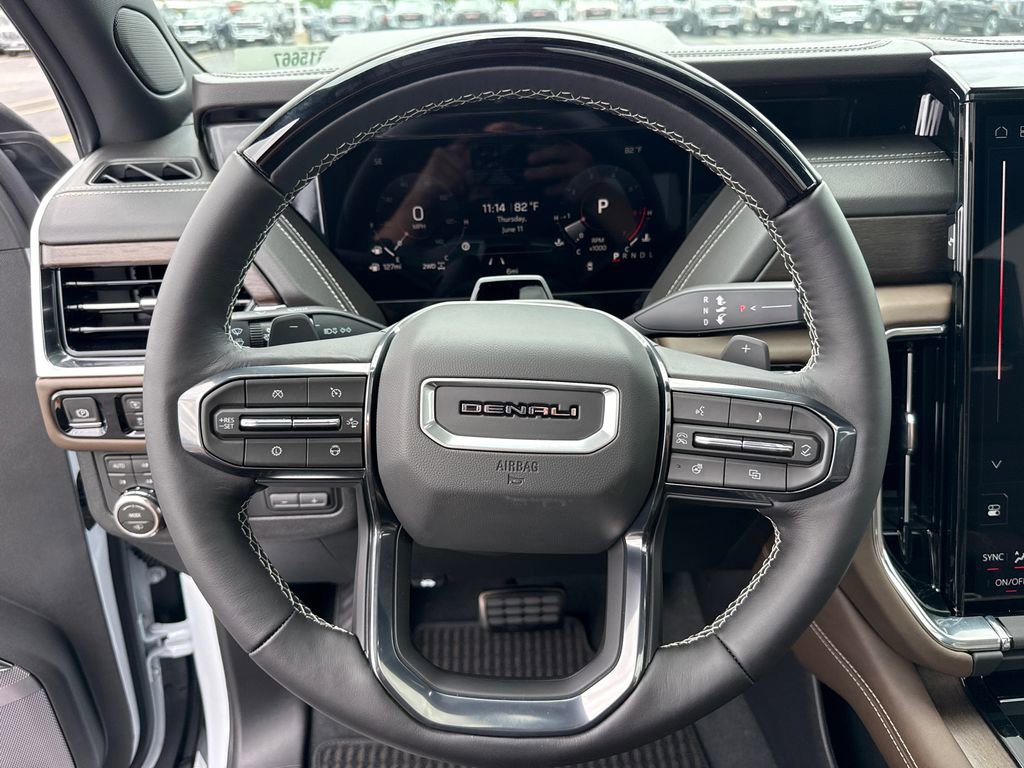New 2026 GMC Yukon Denali Ultimate AWD/4WD image 20