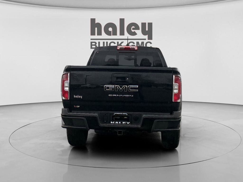 Used 2022 GMC Canyon Elevation w/ Elevation Premium Package AWD/4WD image 4