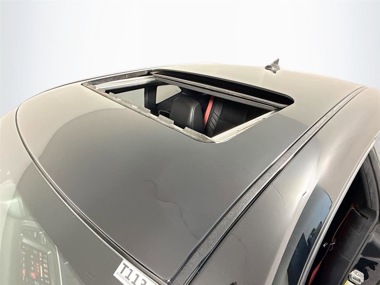 Used 2016 Dodge Challenger SRT Hellcat image 16