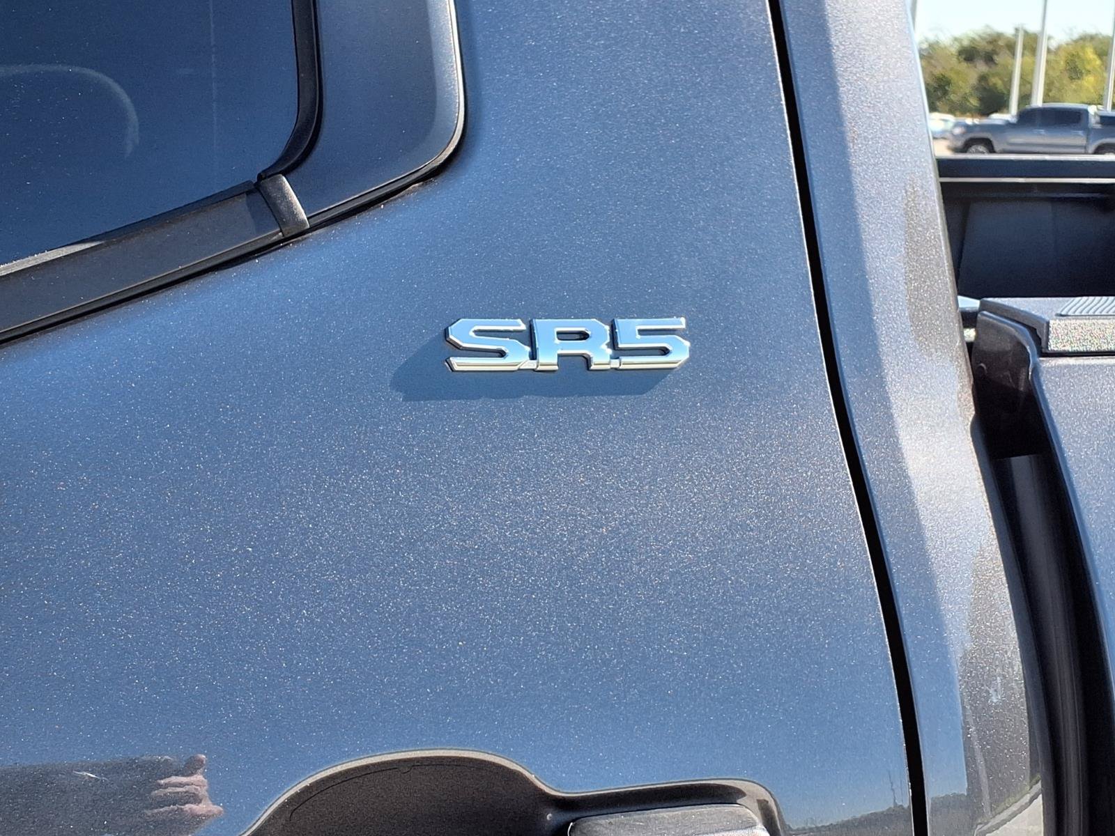 Used 2026 Toyota Tundra SR5 w/ SR5 Convenience Package AWD/4WD image 31