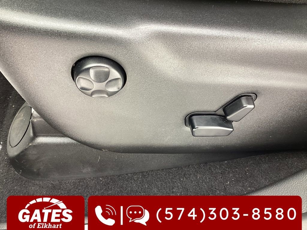 Used 2020 Jeep Grand Cherokee Limited w/ Luxury Group II image 16