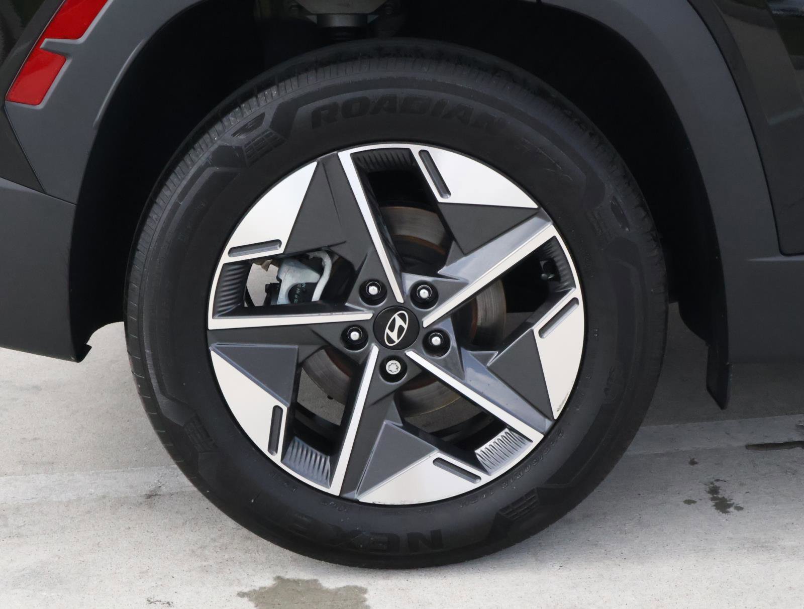 Certified 2025 Hyundai Tucson SEL image 8