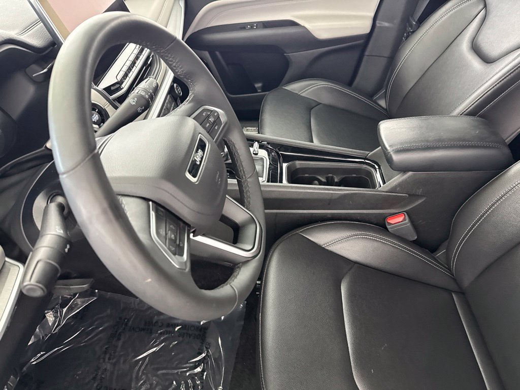 Used 2025 Jeep Compass Limited AWD/4WD image 22