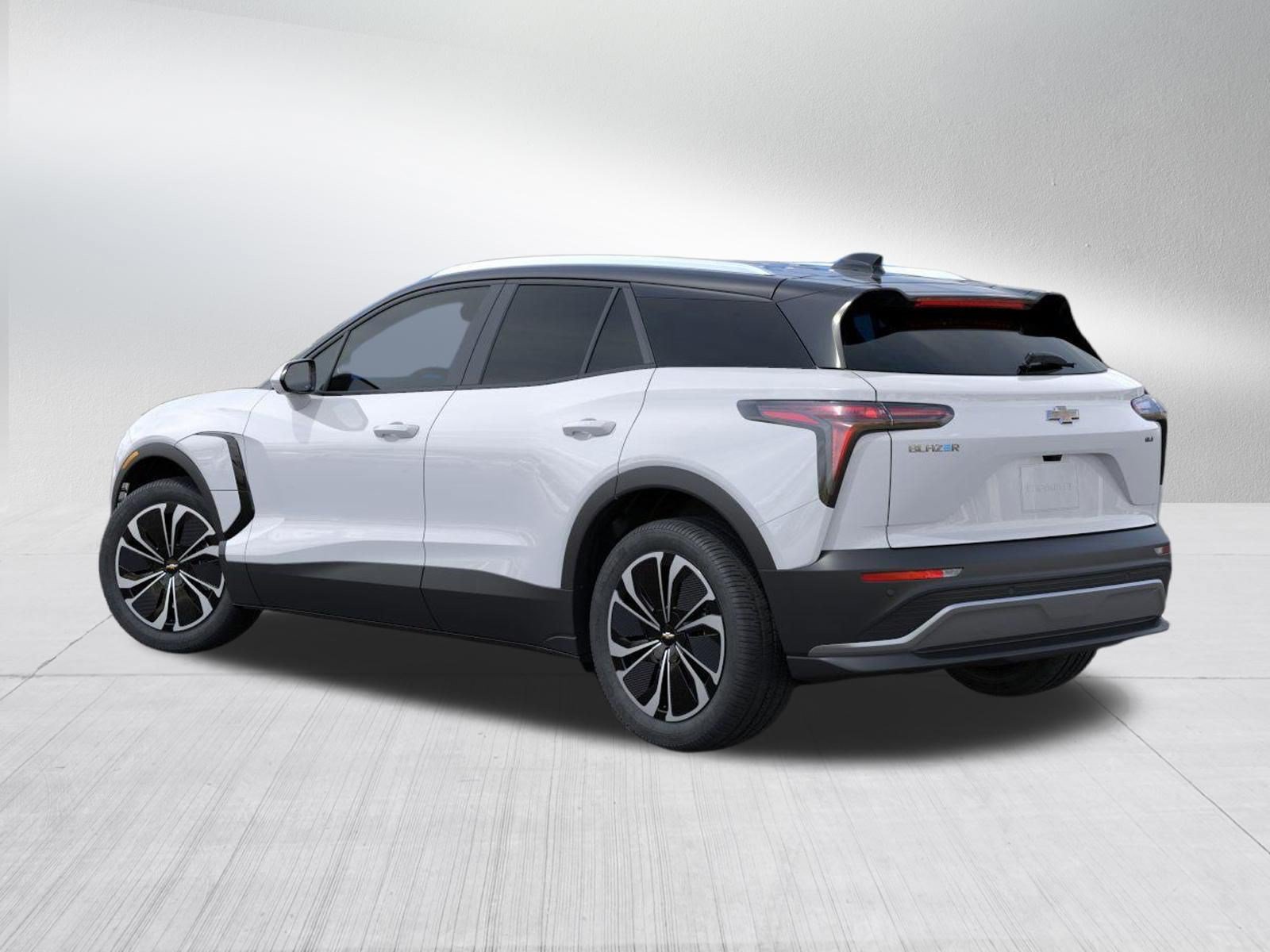 New 2026 Chevrolet Blazer EV LT AWD/4WD image 3