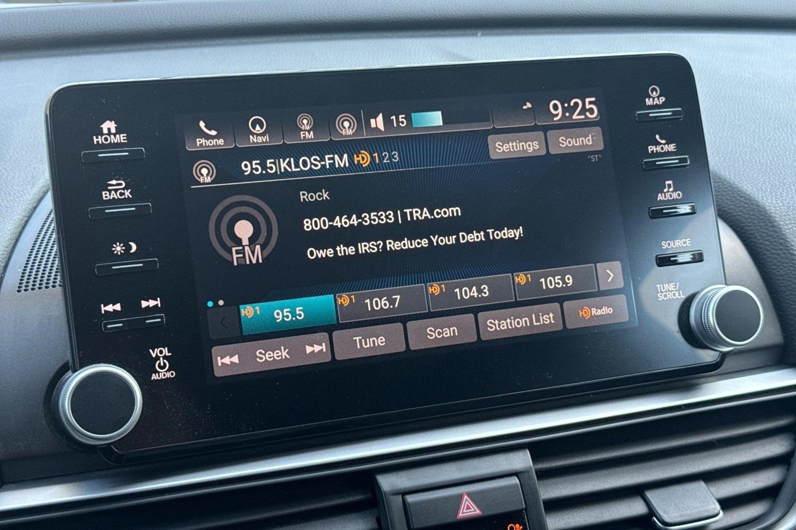 Used 2018 Honda Accord Touring image 23