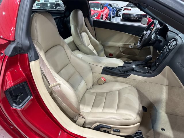 Used 2008 Chevrolet Corvette Coupe w/ Preferred Equipment Group RWD image 13