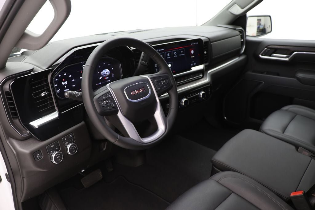 Used 2026 GMC Sierra 1500 SLT AWD/4WD image 19