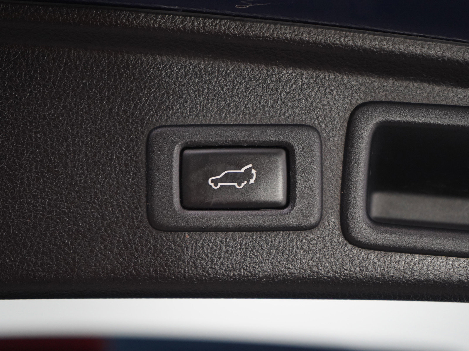 Used 2014 Subaru Forester 2.0XT Touring w/ Popular Package #2 image 17