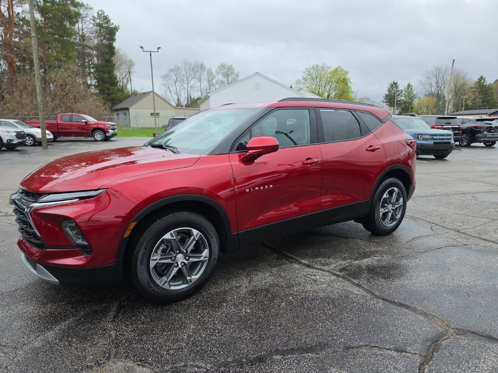 Certified 2023 Chevrolet Blazer LT w/ Convenience Package image 3