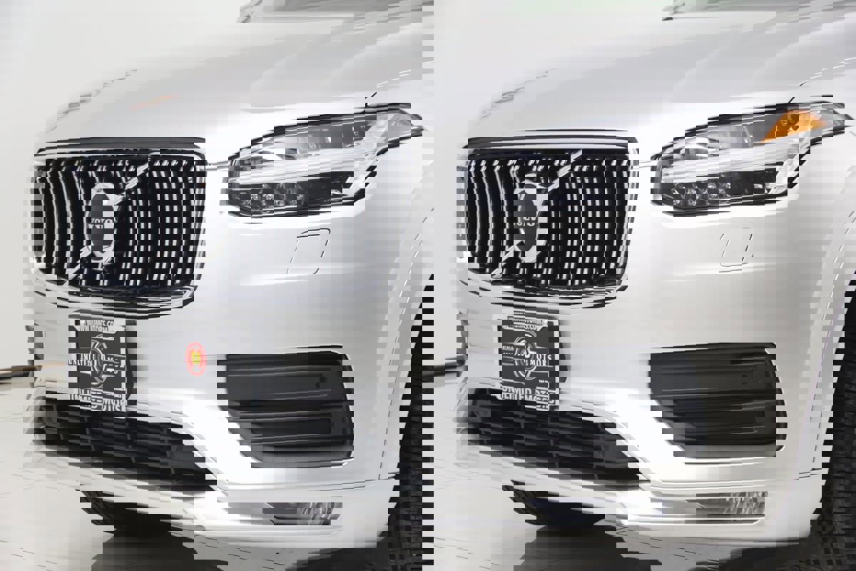 Used 2022 Volvo XC90 T6 Momentum w/ Climate Package image 65