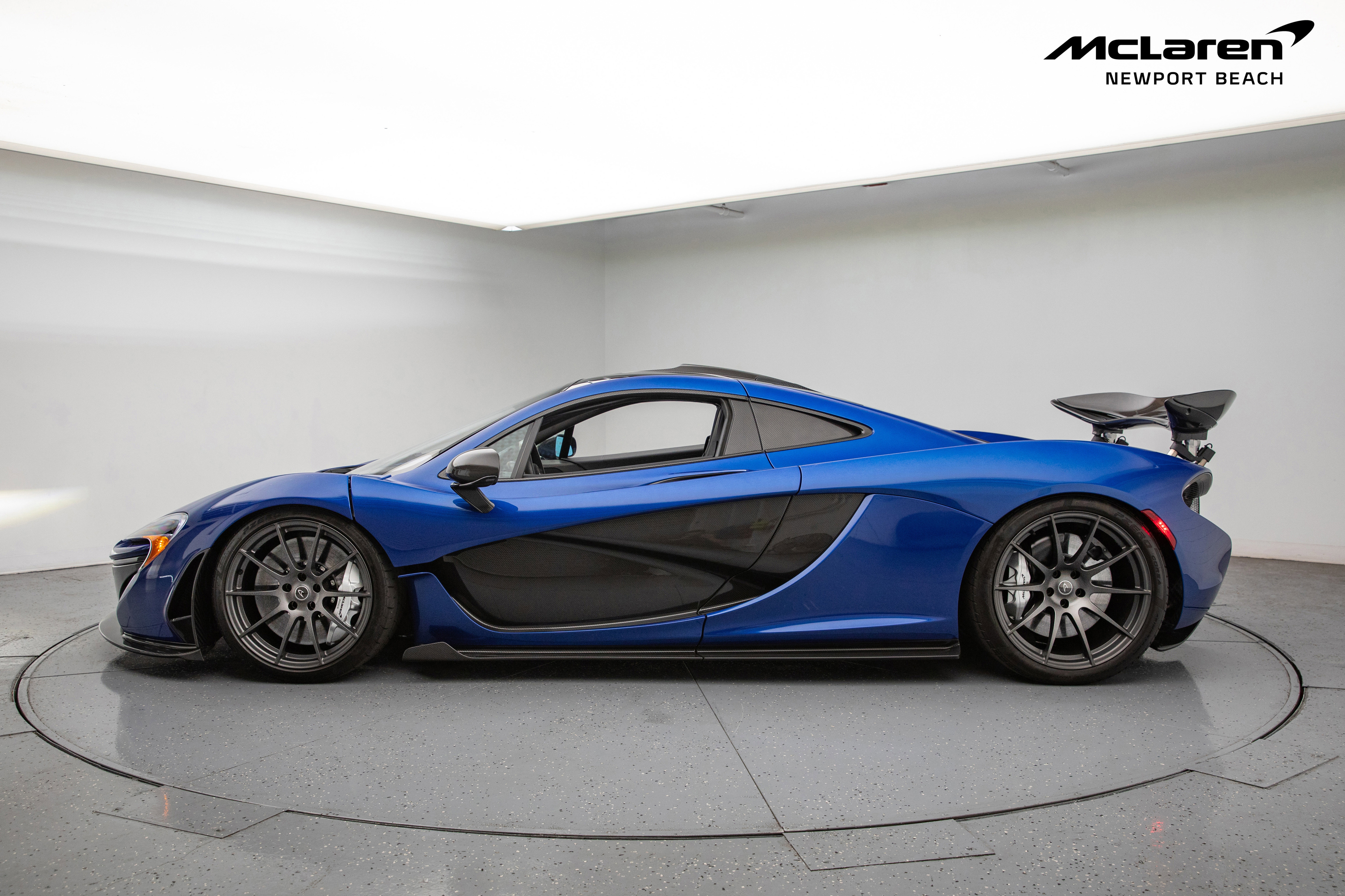 Used 2014 McLaren P1 image 21
