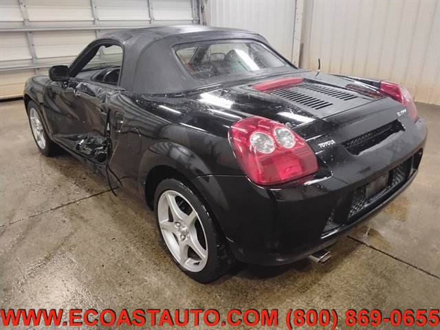 Used 2003 Toyota MR2 image 3