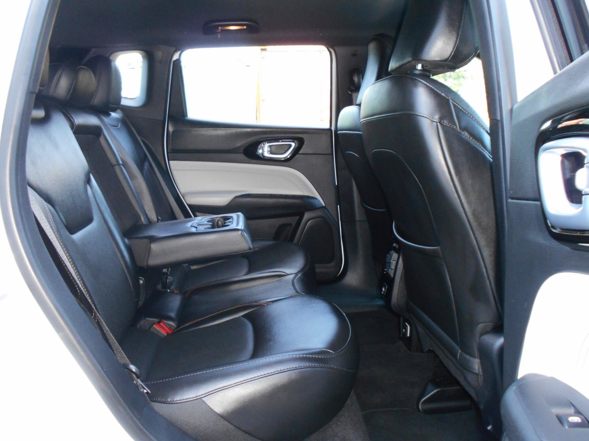 Certified 2023 Jeep Compass Limited AWD/4WD image 22