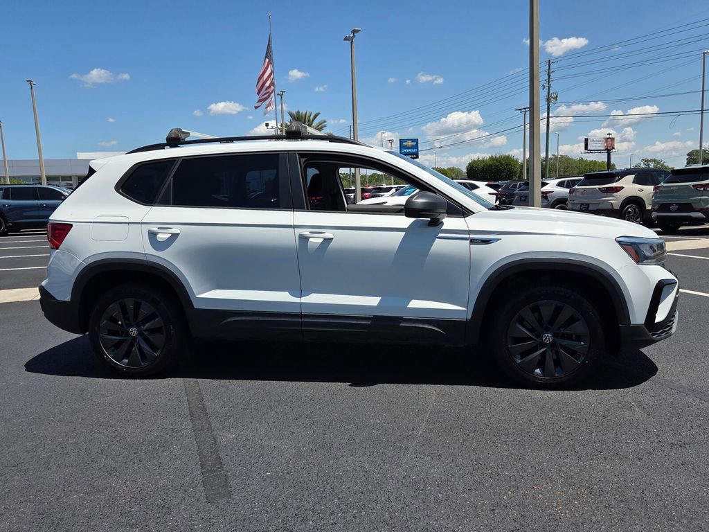 Used 2022 Volkswagen Taos S FWD image 8